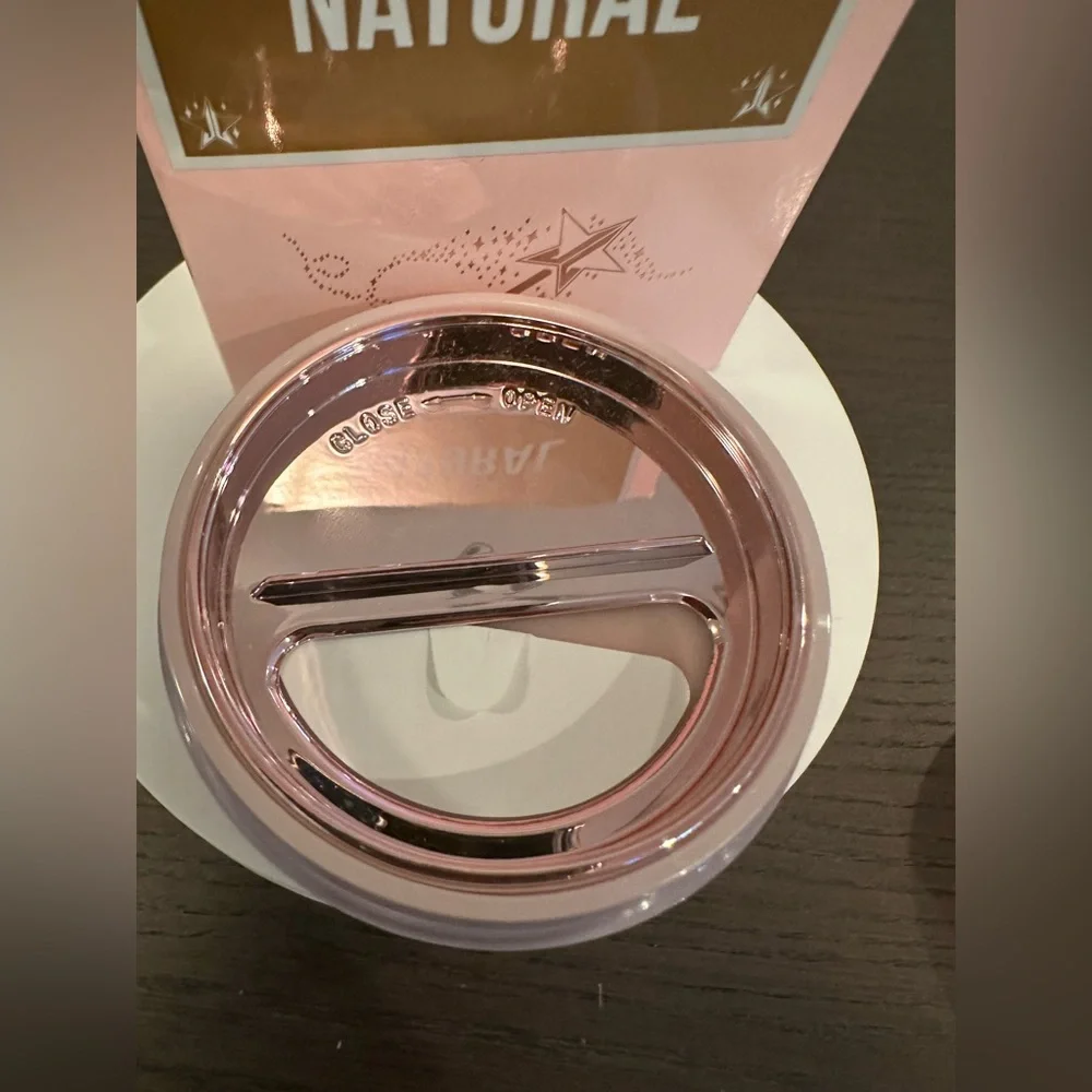 Jeffree Star luminous setting
